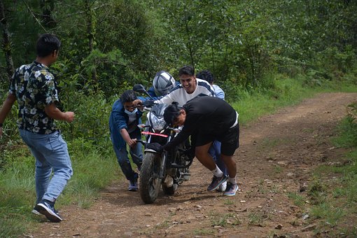 Free Bike Pull photo and picture