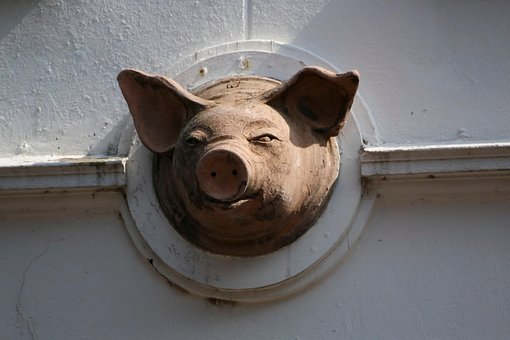Free Statue Pig photo and picture