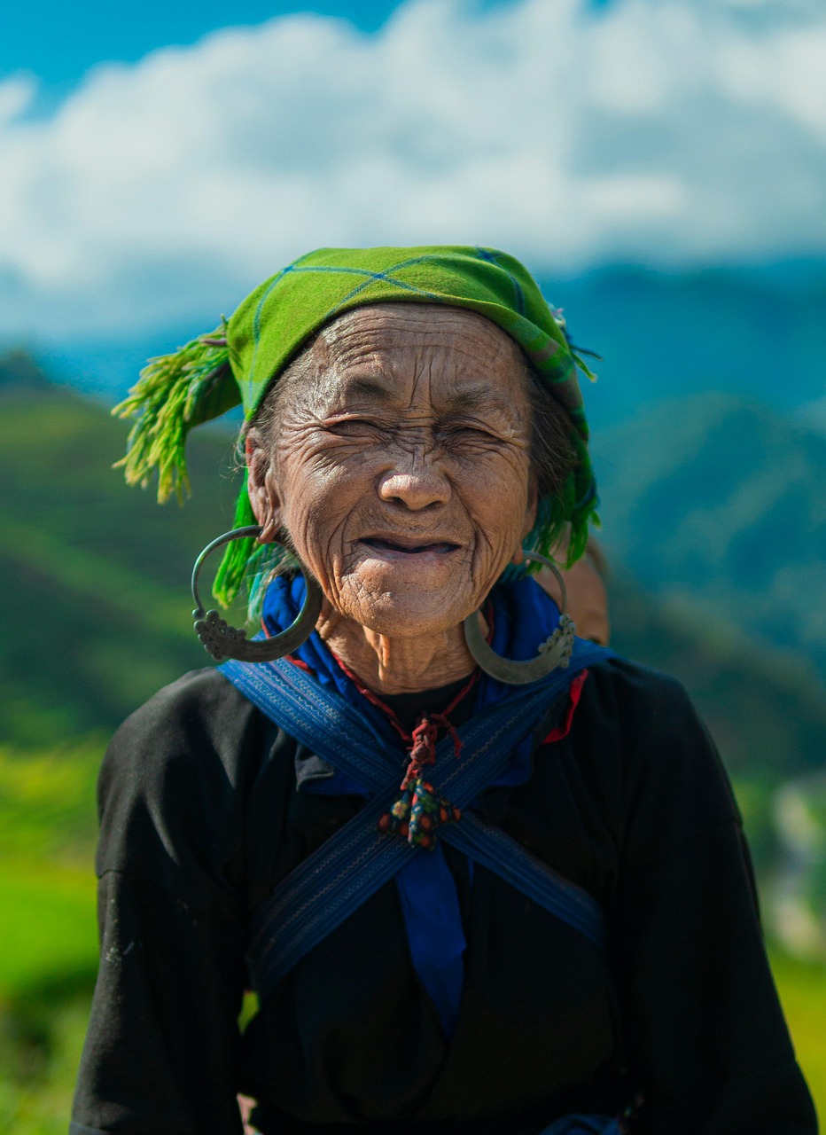 300 000 Free Old Woman Smiling Woman Images Pixabay 300 000 free old woman smiling woman images pixabay