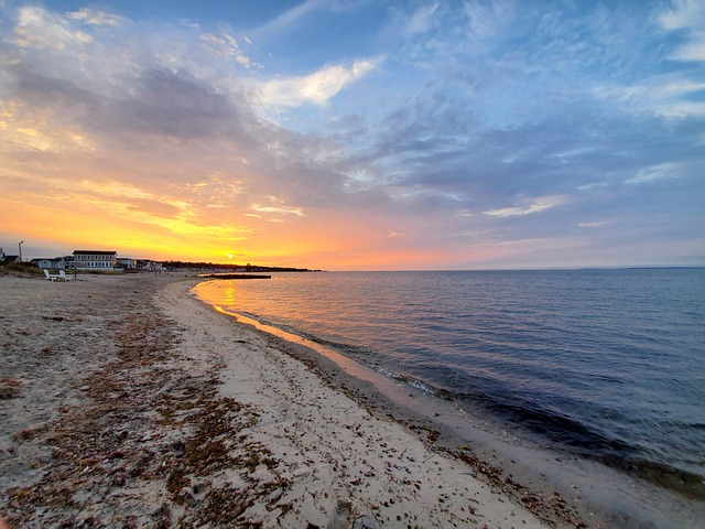 Free Sunrise Beach photo and picture
