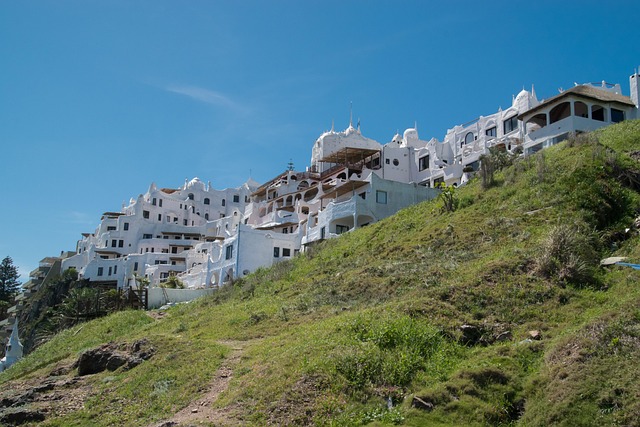 Free Mediterranean House photo and picture