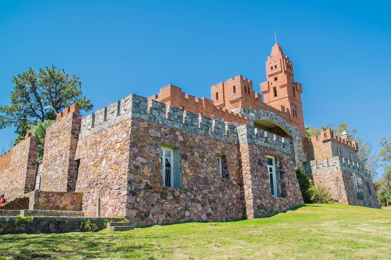 Castle - free online jigsaw puzzle photo
