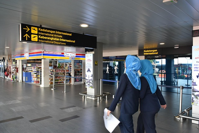 Luchthaven Husein Sastranegara, Bandoeng
