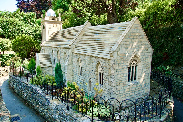 model-village-cotswold-old-new-inn-free-photo-on-pixabay