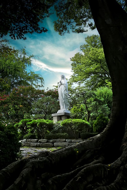 Free Statue Sculpture photo and picture