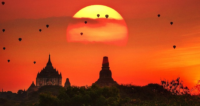 Free Hot Air Balloon Sunrise photo and picture