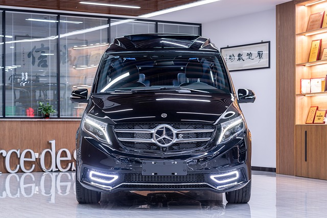 Free Automotive Mpv photo and picture