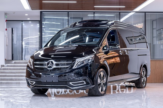 Free Automotive Mpv photo and picture
