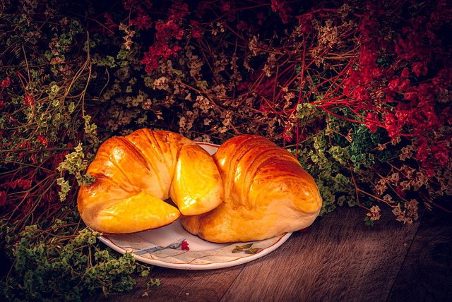 Free Croissant Pastry photo and picture