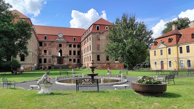 Free Poland Castle photo and picture