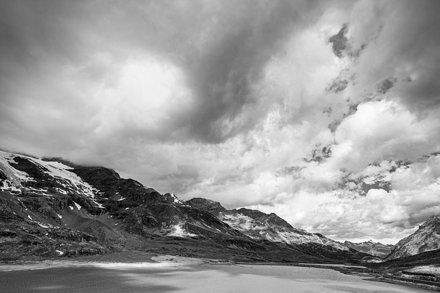 Free Mountains Peak photo and picture