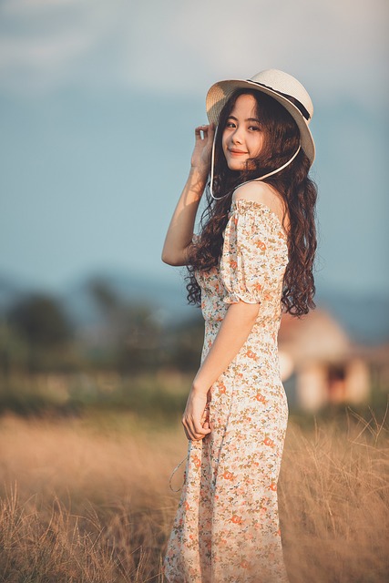 Free Woman Model photo and picture