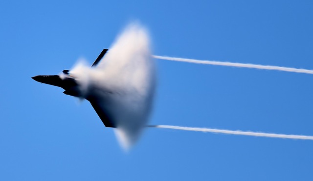 Free Airplane Vapour Cone photo and picture
