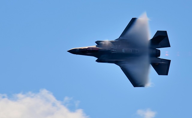 Free Jet Aircraft photo and picture