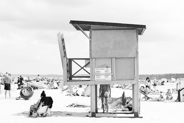 Free Lifeguard Tower Beach photo and picture