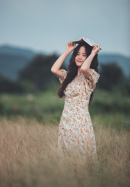 Free Woman Model photo and picture