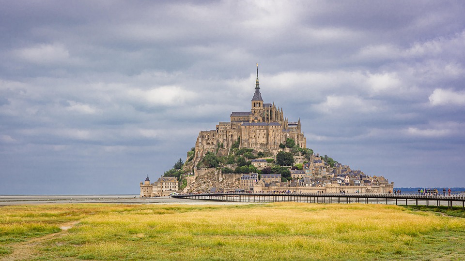 mont-st-michel-6639180_960_720.jpg