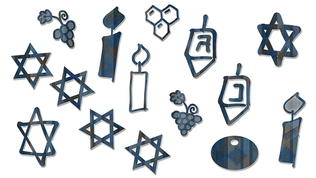Free hanukkah candles star of david jewish symbols illustration