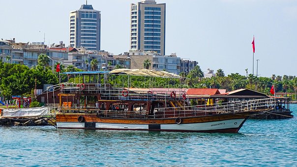Free Boats Sea photo and picture