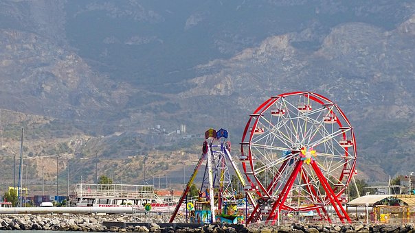 Free Funfair Ferris Wheel photo and picture