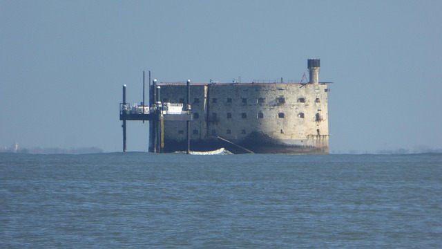 Free Fort Boyard Ocean photo and picture