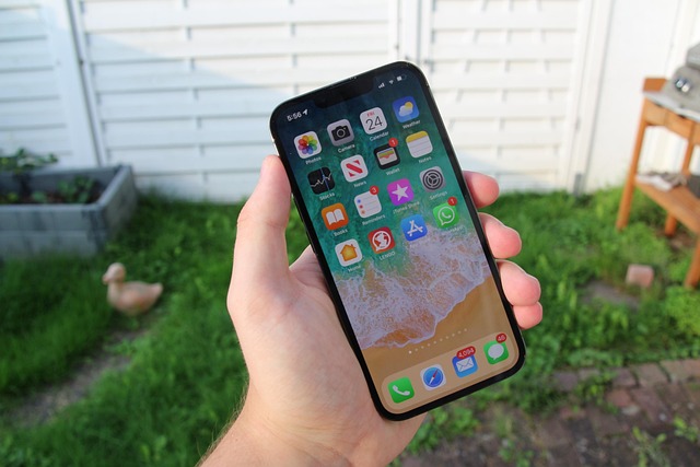 Free Iphone Iphone 13 photo and picture