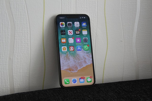 Free Iphone Iphone 13 photo and picture