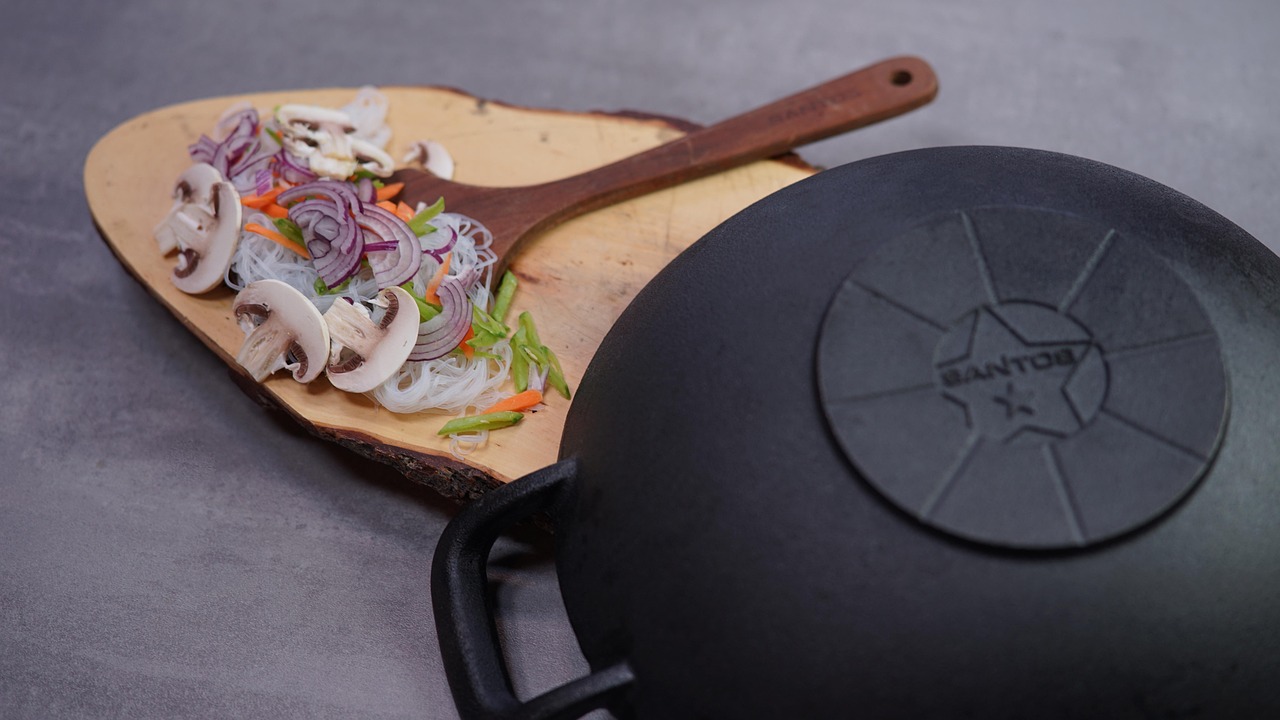 mushrooms, vegetables, wok, cooking, onions, carrots, bean sprouts, food, organic, asian cuisine, cast iron, cast iron wok, wooden board, wooden spatula, wooden turner, cherry wood turner, closeup, wok, wok, wok, wok, wok, cast iron, cast iron, wooden spatula