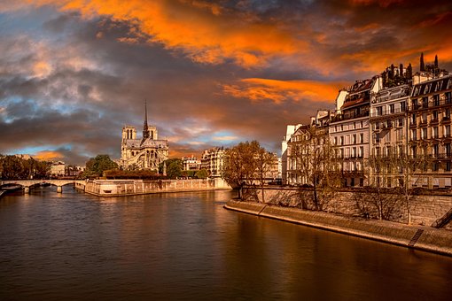 Free Paris Notre Dame photo and picture