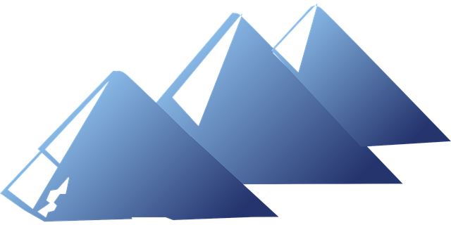 Free pyramids great pyramid of giza ancient vector