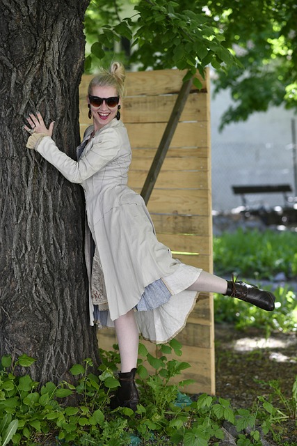 Free Woman Model photo and picture