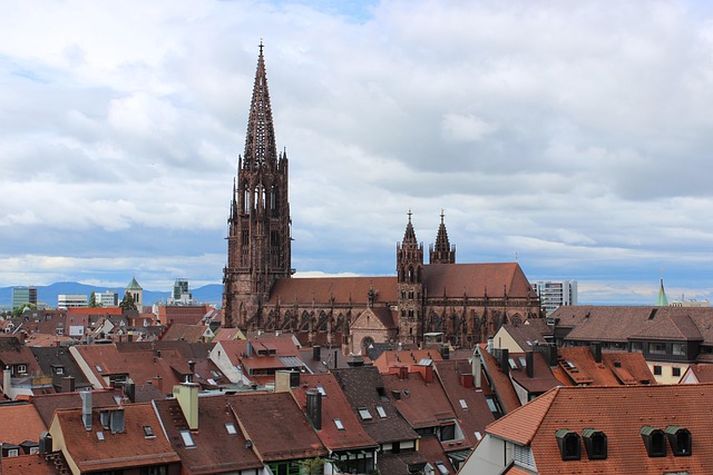 Free City To Travel photo and picture