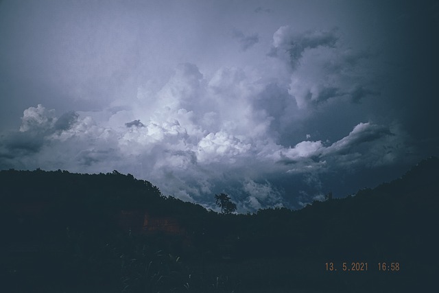 Regen, Wolken, Sterren, Universum
