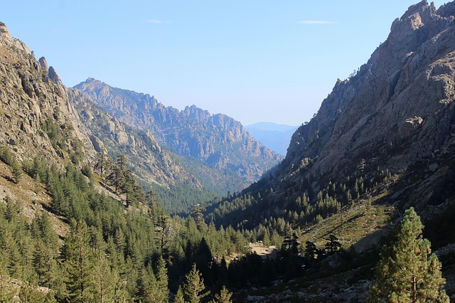 Free Mountains Valley photo and picture