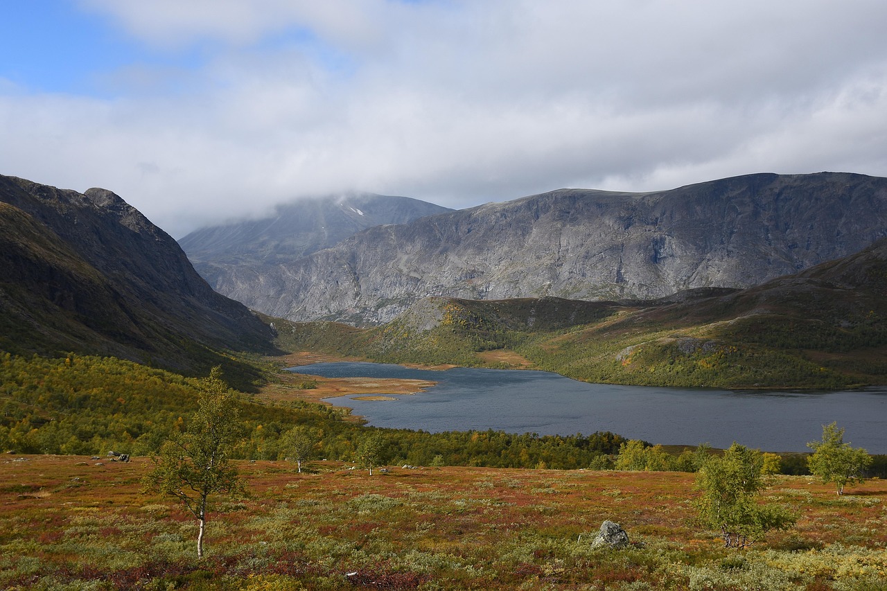 Mountains - free online jigsaw puzzle photo