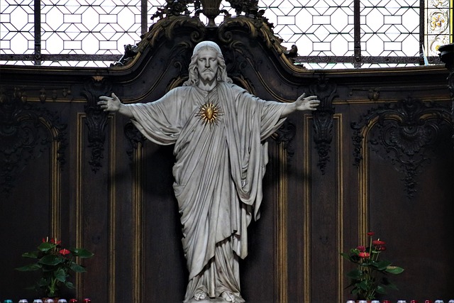 Free Jesus Statue photo and picture