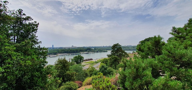 Free Danube River photo and picture