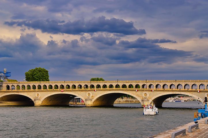 Paris Rivers Bridge 100+ Free Seine River Bridge & Paris Images - Pixabay