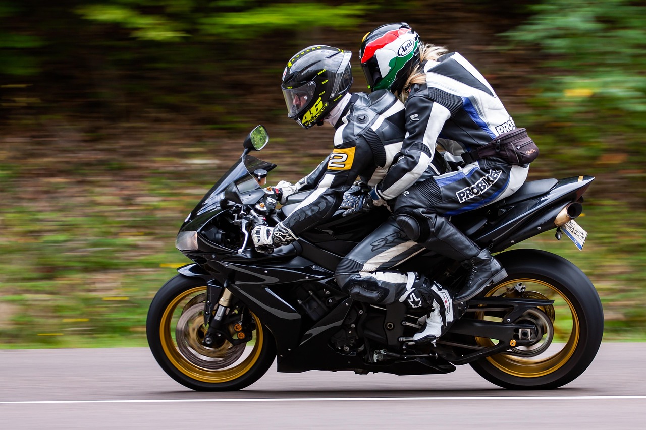 Sport bikes for sale in Niš: Legal, Cost, and Ownership Guide