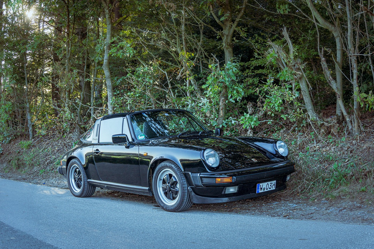 Car - free online jigsaw puzzle photo