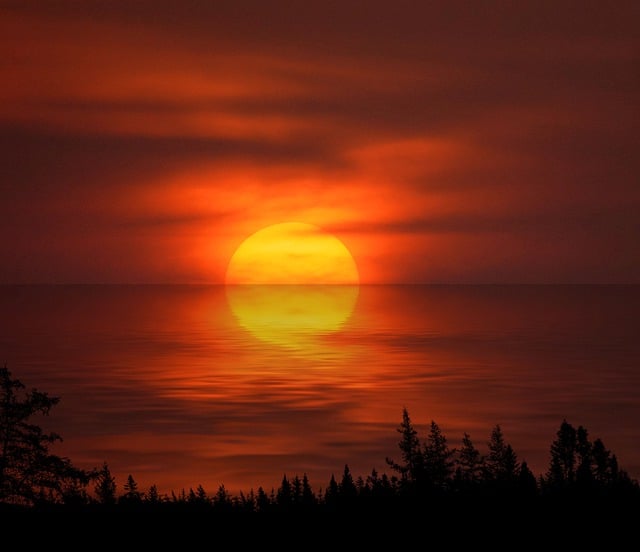 Free sunset lake reflection illustration