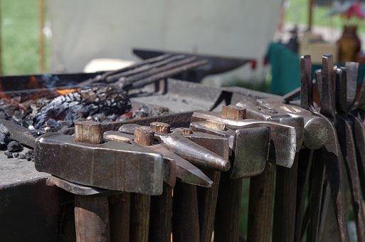 Grovsmed, Beslagsmed, Hestesko