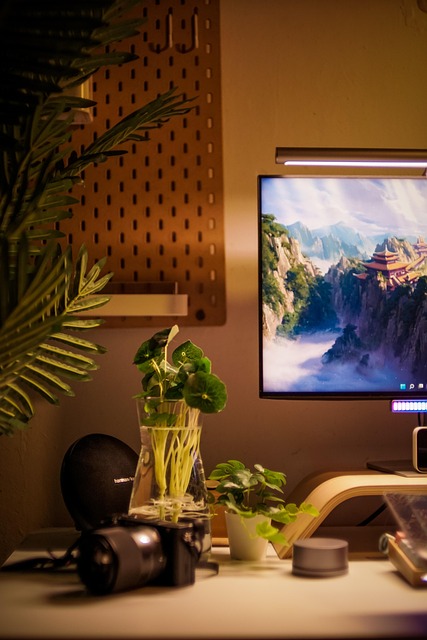 Free Desk Computer photo and picture