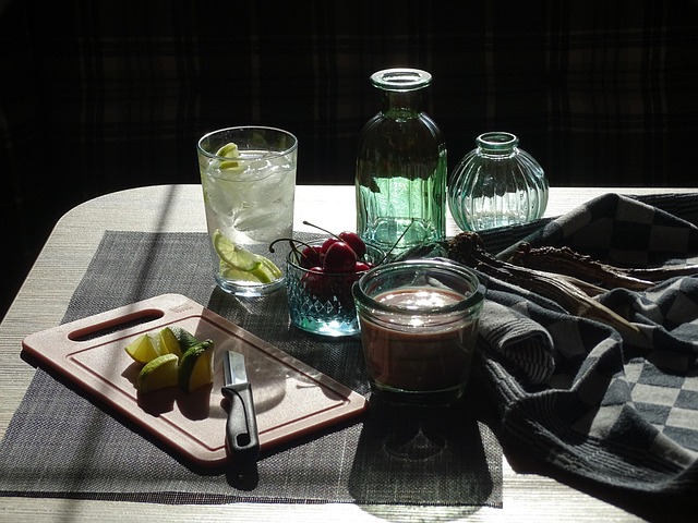 Free Lime Soda Gin photo and picture