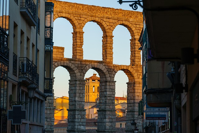 Free Aqueduct Archway photo and picture