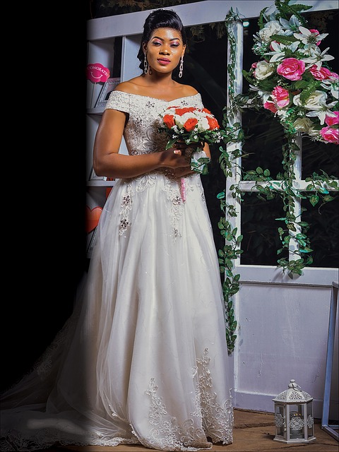 Free Woman Wedding Dress photo and picture