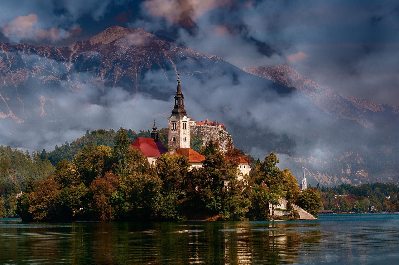 Castle - free online jigsaw puzzle photo