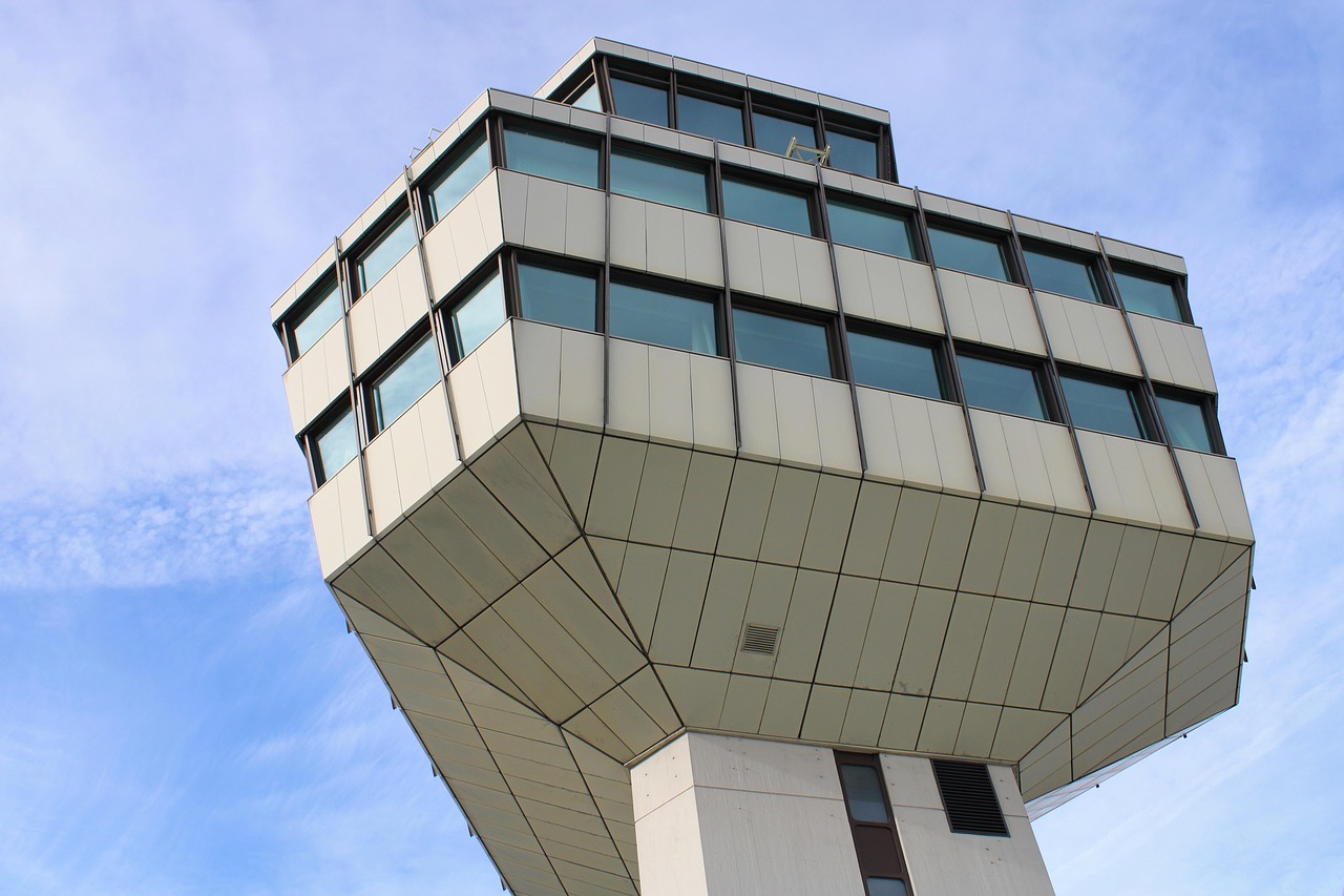 Airport - free online jigsaw puzzle photo