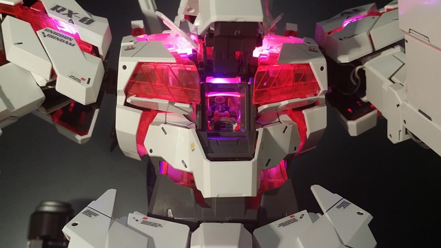 Free Gundam Unicorn Gundam photo and picture