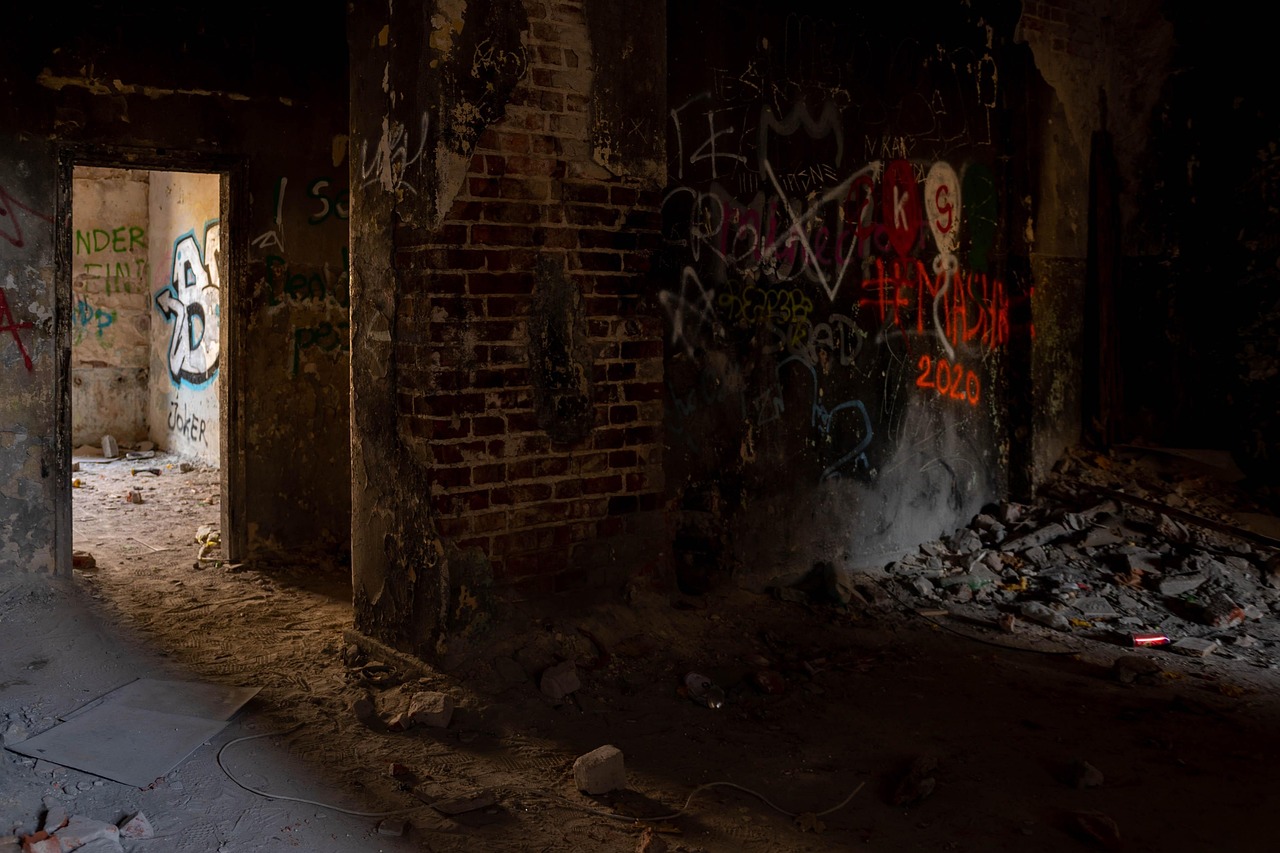 Abandoned Building Urbex Graffiti - Free photo on Pixabay - Pixabay